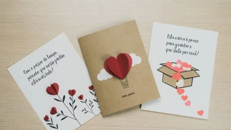 Phần nội dung bên trong chính là trái tim của tấm thiệp