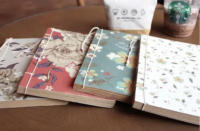 Giữ cho cuốn sổ có thiết kế tối giản và hài hòa sẽ thu hút hơn