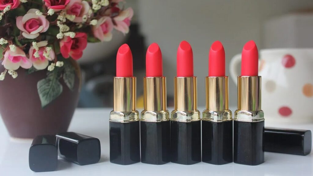 Toàn bộ nguyên liệu làm son handmade đều đến từ thiên nhiên, không chứa hóa chất độc hại